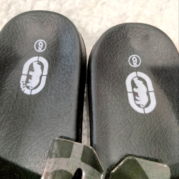 ECKO RED Ladies Pool slide sandals size 9 NWT rhino black white - Picture 3 of 5